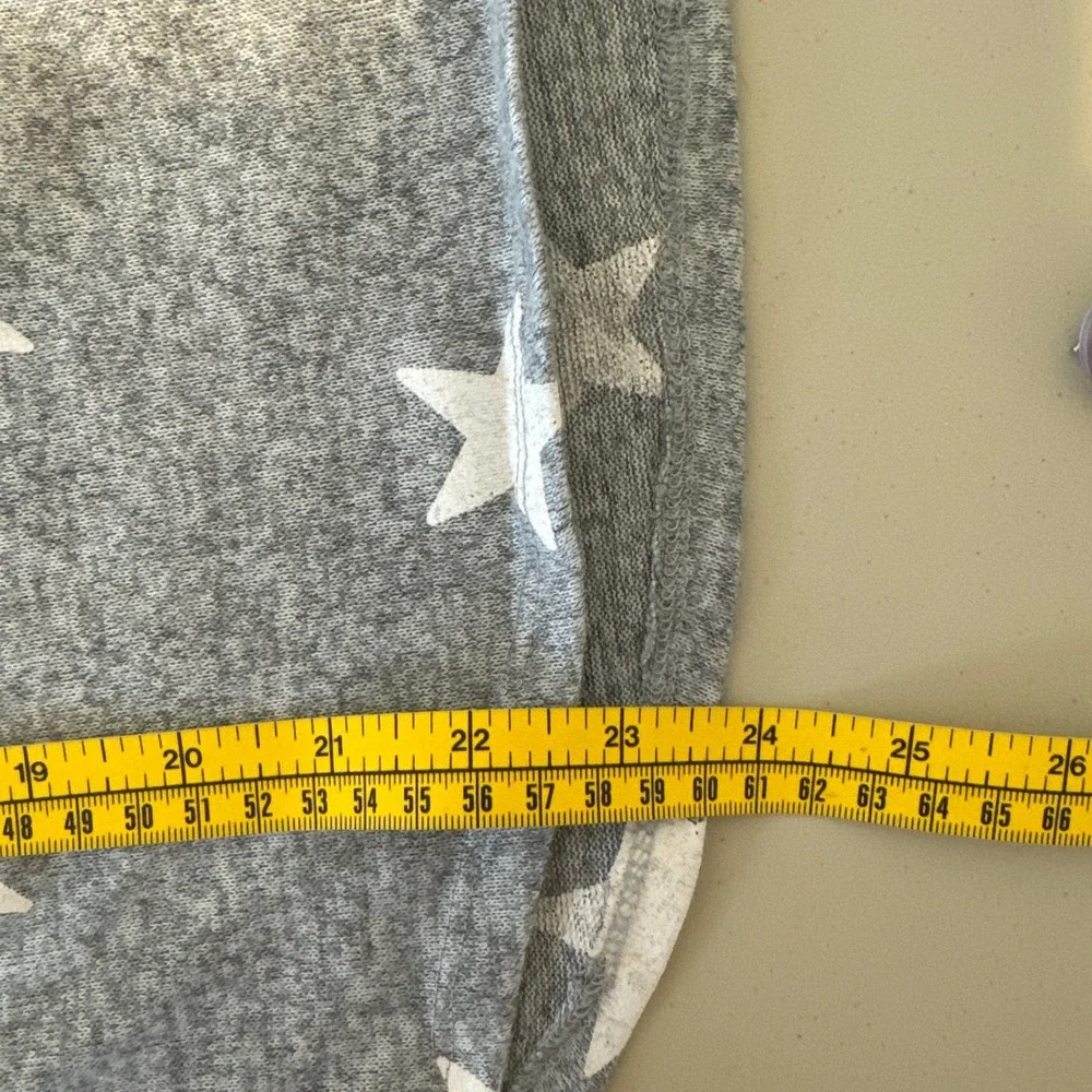 Mada Grey‎ White Stars Puff Sleeve Top Size Medium Pre-owned - Picture 9 of 9